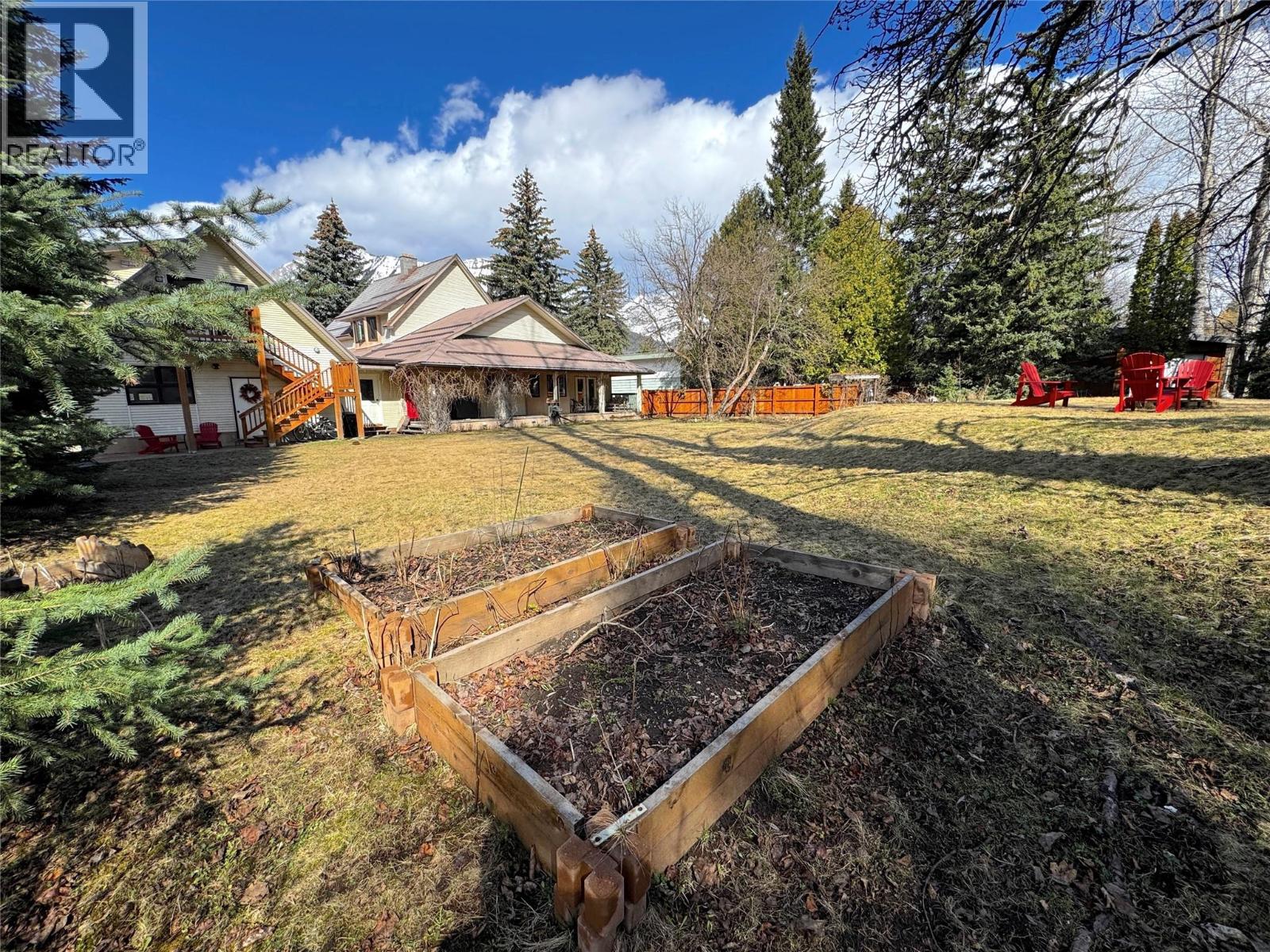 18 Park Avenue, Fernie, British Columbia  V0B 1M3 - Photo 59 - 10381281