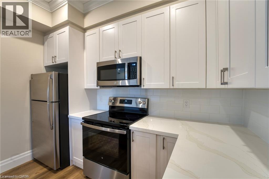 100 Charlton Avenue W Unit# 203, Hamilton, Ontario  L8P 2C3 - Photo 2 - 40820591