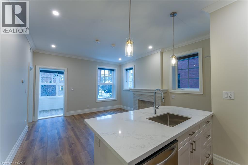 100 CHARLTON Avenue W Unit# 202, Hamilton, Ontario