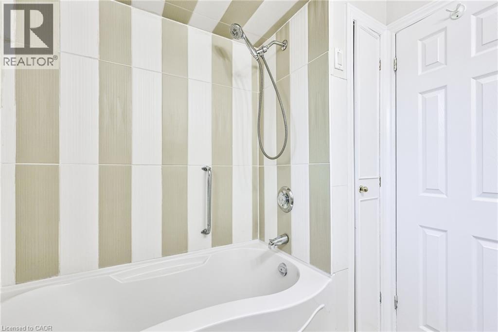 2063 Hixon Street, Oakville, Ontario  L6L 1S9 - Photo 17 - 40819256