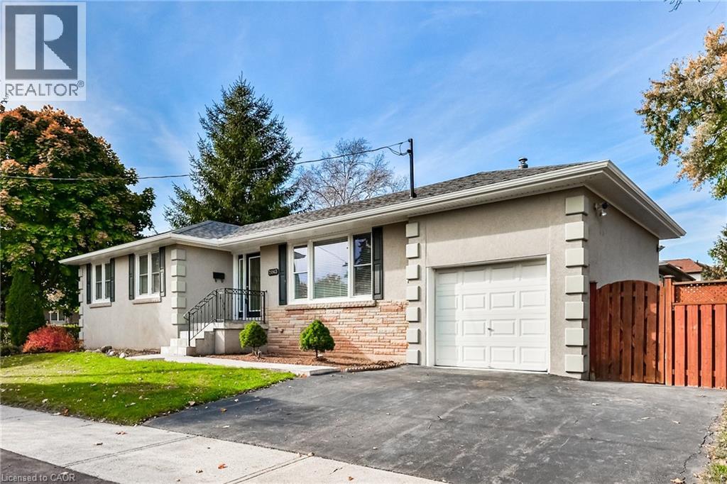 2063 Hixon Street, Oakville, Ontario  L6L 1S9 - Photo 2 - 40819256