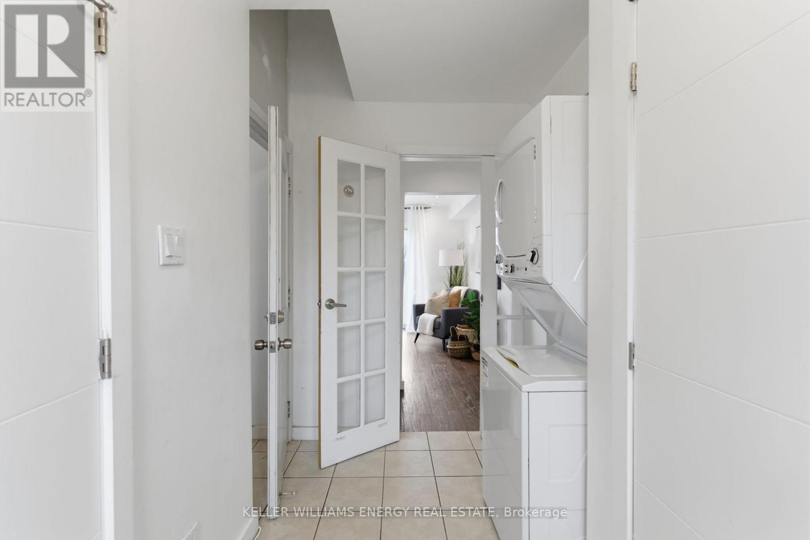 20 Ravenview Drive, Toronto, Ontario  M1E 3M1 - Photo 6 - E12996162