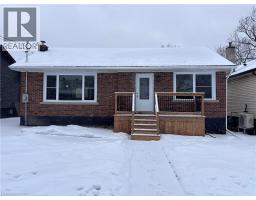 300 EAST 43RD Street, Hamilton, Ontario