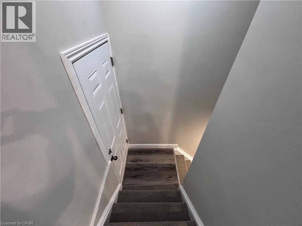 300 East 43rd Street, Hamilton, Ontario  L8T 3C7 - Photo 15 - 40807042