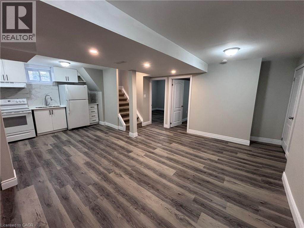 300 East 43rd Street, Hamilton, Ontario  L8T 3C7 - Photo 17 - 40807042