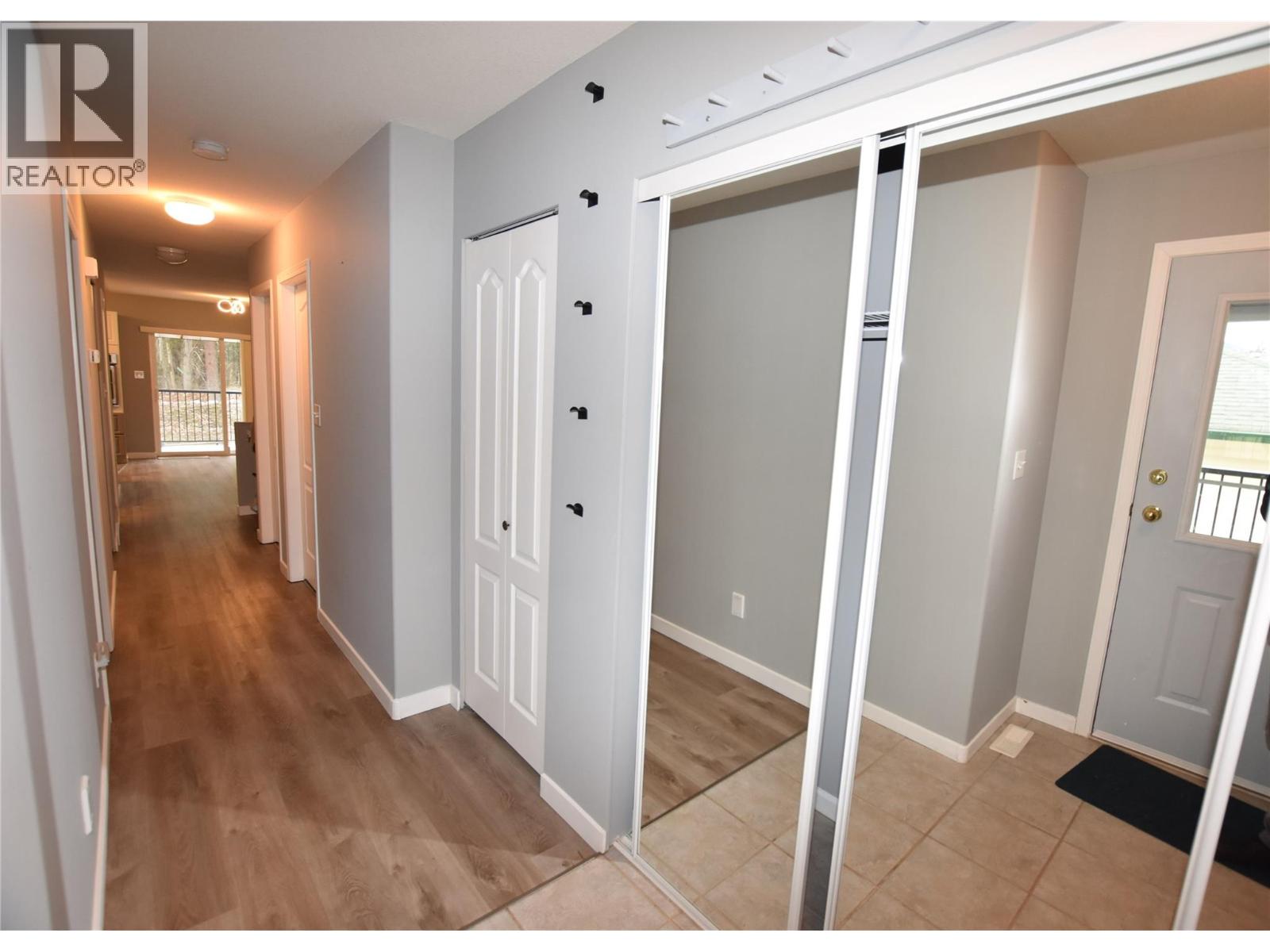 145 Falcon Avenue, Vernon, British Columbia  V1H 2A1 - Photo 9 - 10375494