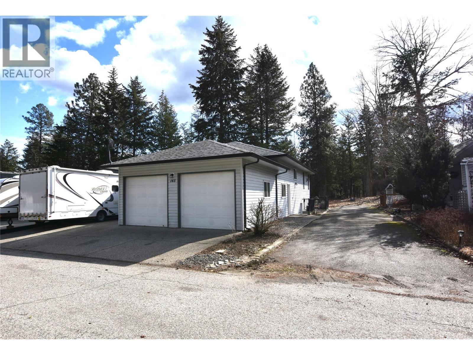 145 Falcon Avenue, Vernon, British Columbia  V1H 2A1 - Photo 6 - 10375494