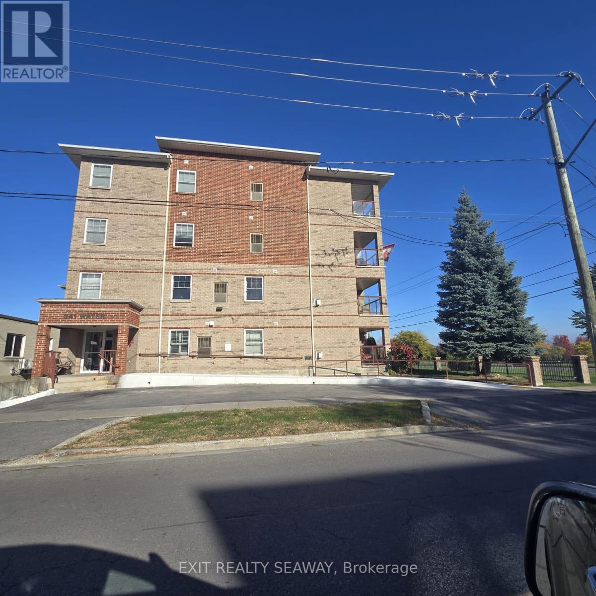 201 - 341 Water Street W, Cornwall, Ontario  K6J 1A5 - Photo 20 - X12462107
