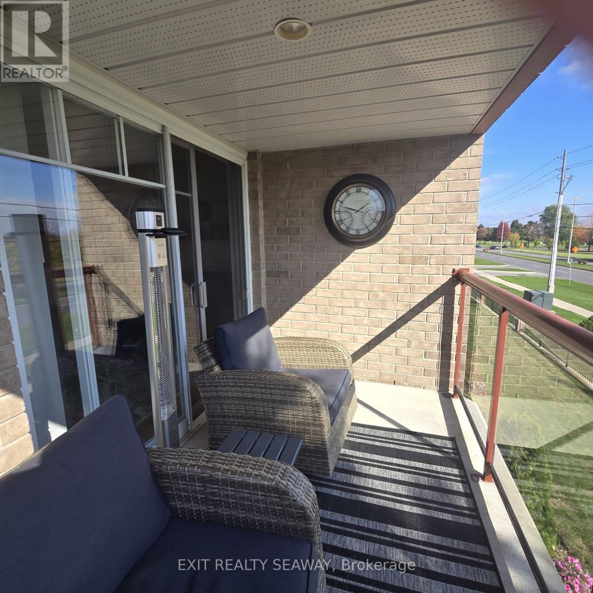 201 - 341 Water Street W, Cornwall, Ontario  K6J 1A5 - Photo 12 - X12462107