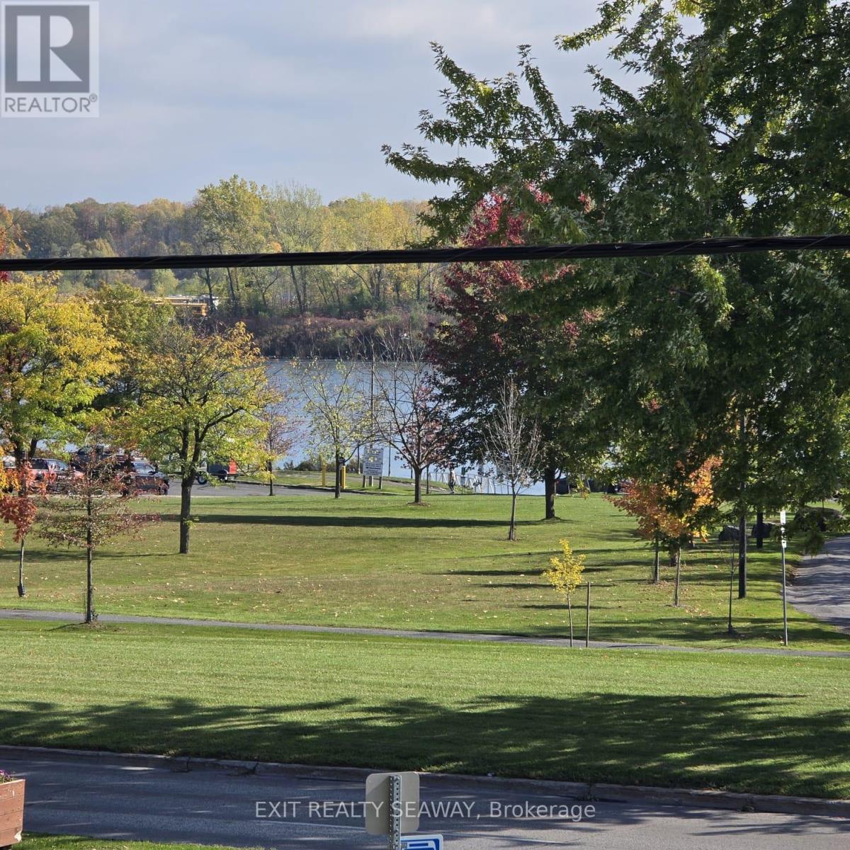 201 - 341 Water Street W, Cornwall, Ontario  K6J 1A5 - Photo 15 - X12462107