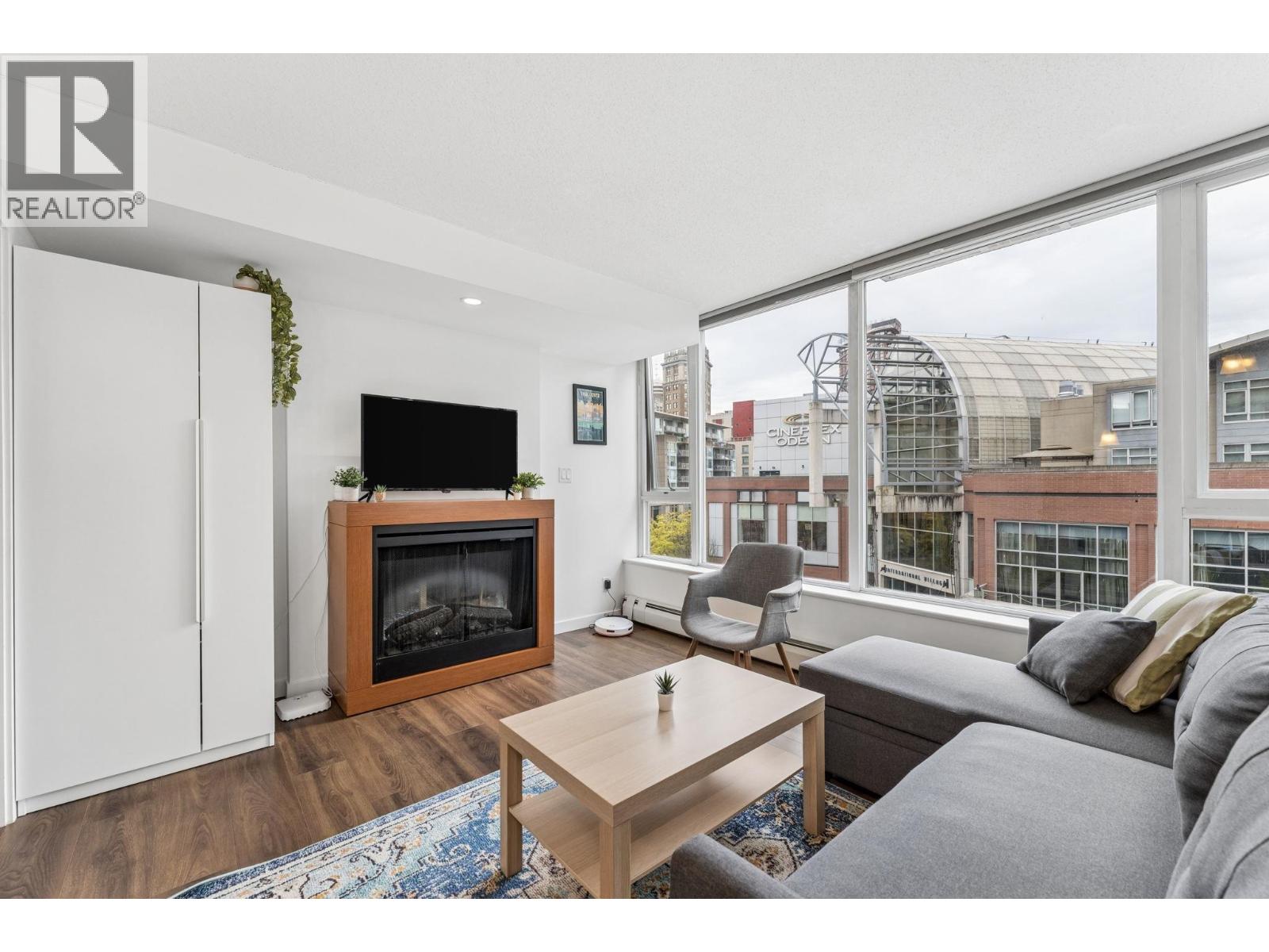 612 618 Abbott Street, Vancouver, British Columbia  V6B 0B9 - Photo 9 - R3107163