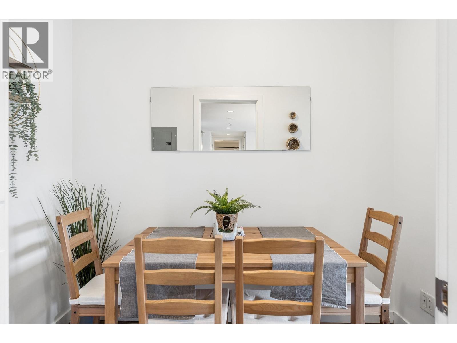 612 618 Abbott Street, Vancouver, British Columbia  V6B 0B9 - Photo 8 - R3107163