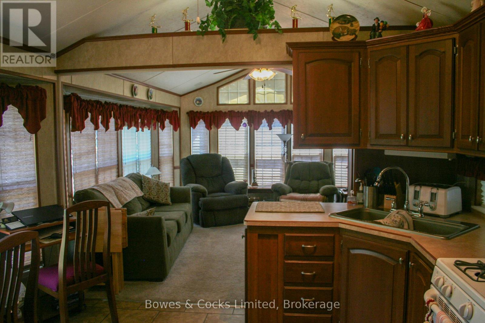 2 Rockhaven-Pioneer Point, Selwyn, Ontario  K0L 2H0 - Photo 15 - X12996182