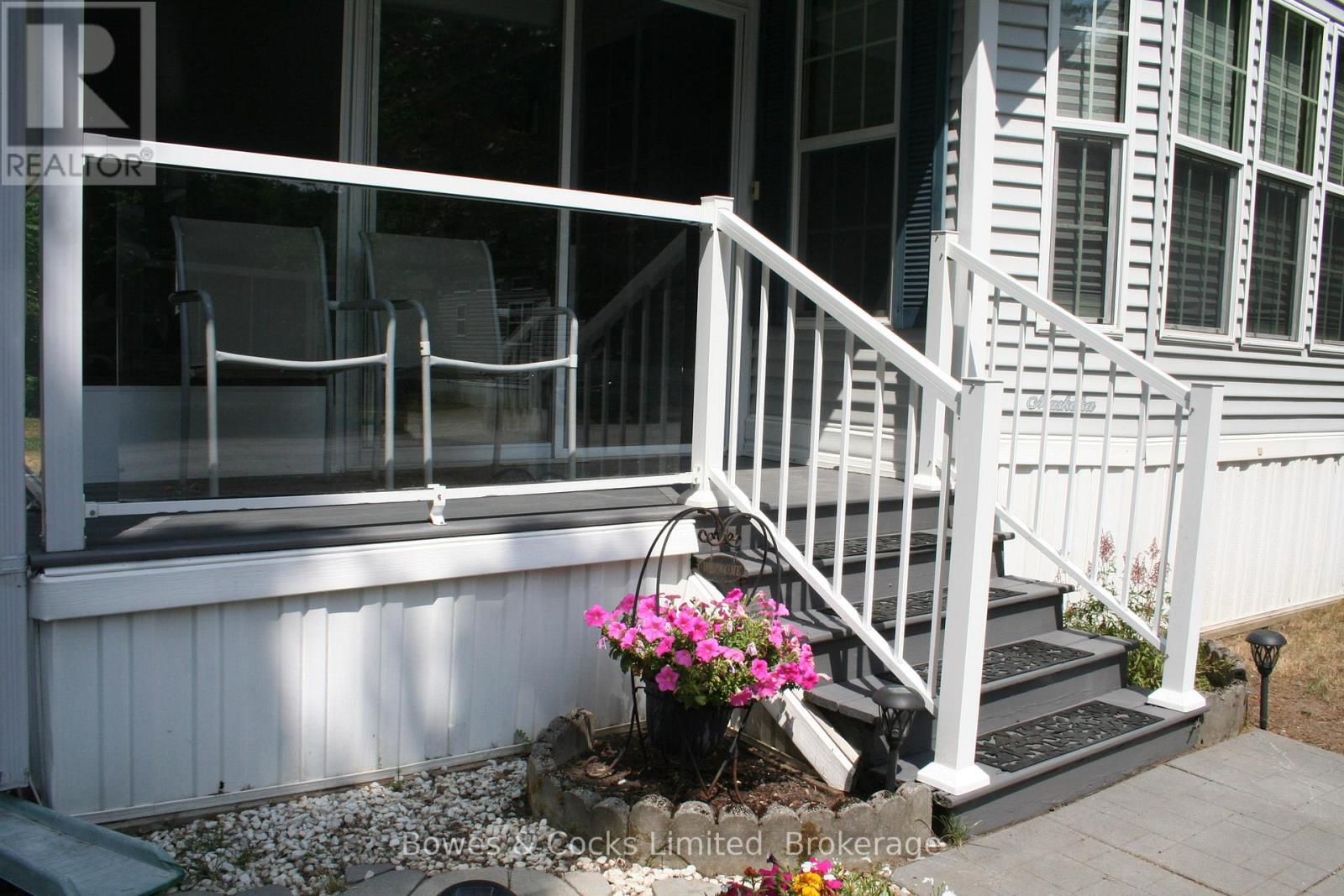 2 Rockhaven-Pioneer Point, Selwyn, Ontario  K0L 2H0 - Photo 5 - X12996182