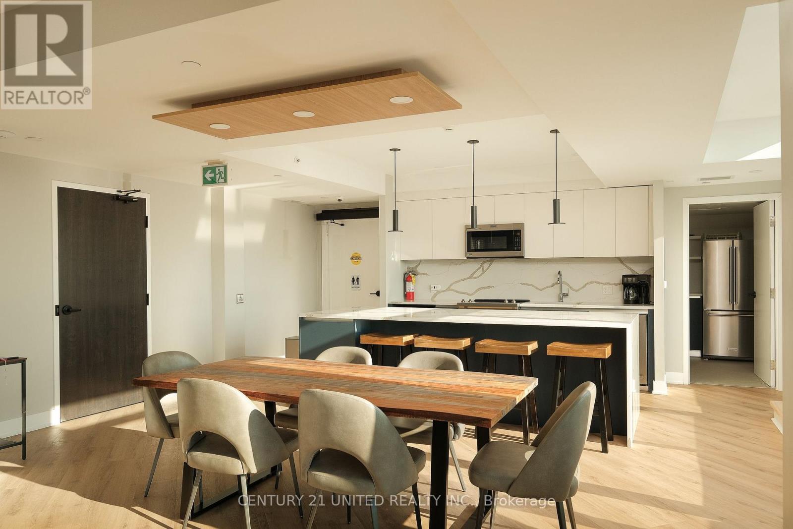 610 - 195 Hunter Street E, Peterborough, Ontario K9H 0K6 - Photo 33 - X12996282