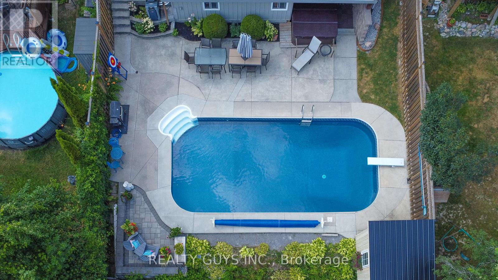 2515 Farmcrest Avenue, Peterborough, Ontario  K9L 1R8 - Photo 10 - X12996306