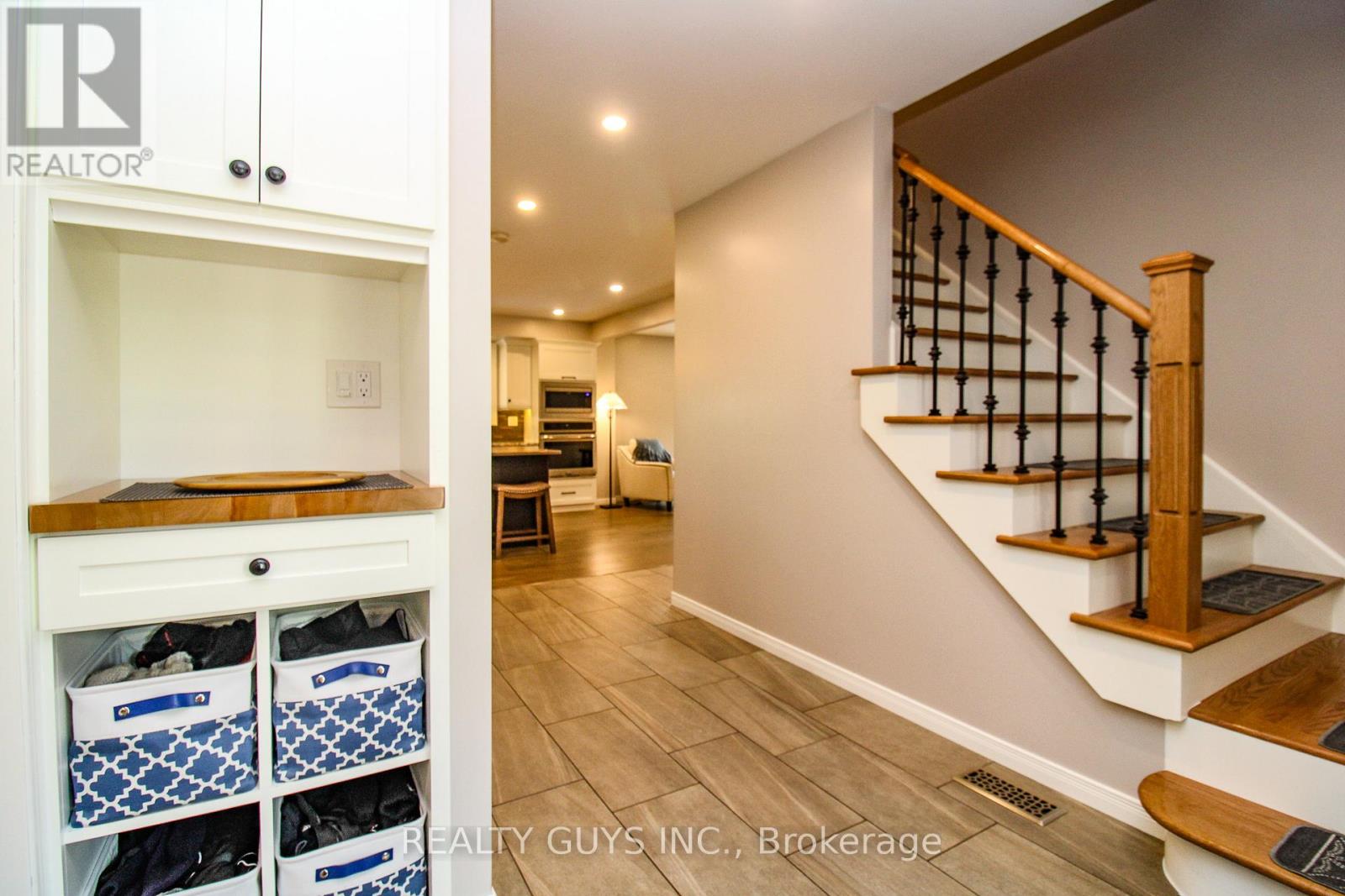 2515 Farmcrest Avenue, Peterborough, Ontario  K9L 1R8 - Photo 16 - X12996306