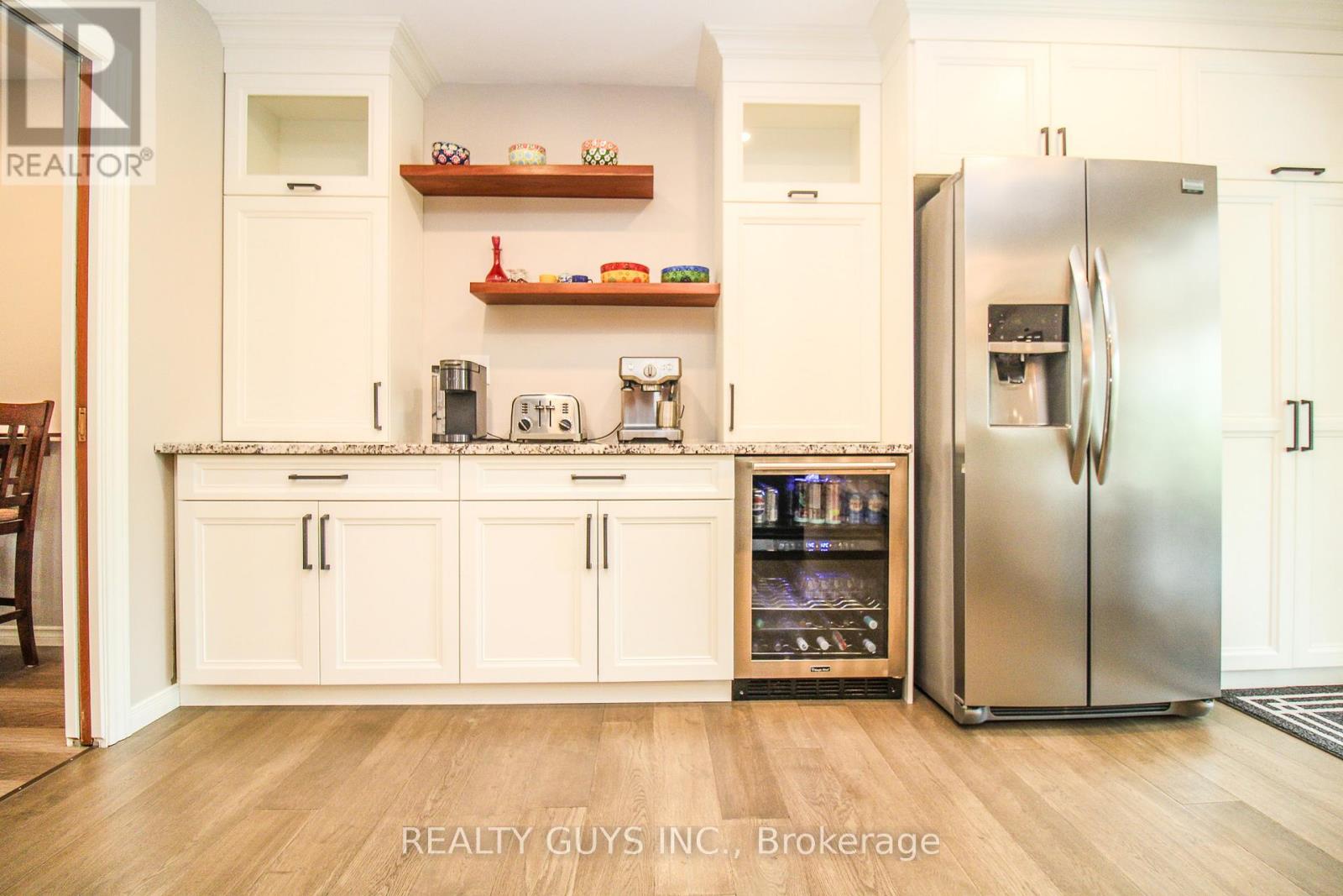 2515 Farmcrest Avenue, Peterborough, Ontario  K9L 1R8 - Photo 22 - X12996306