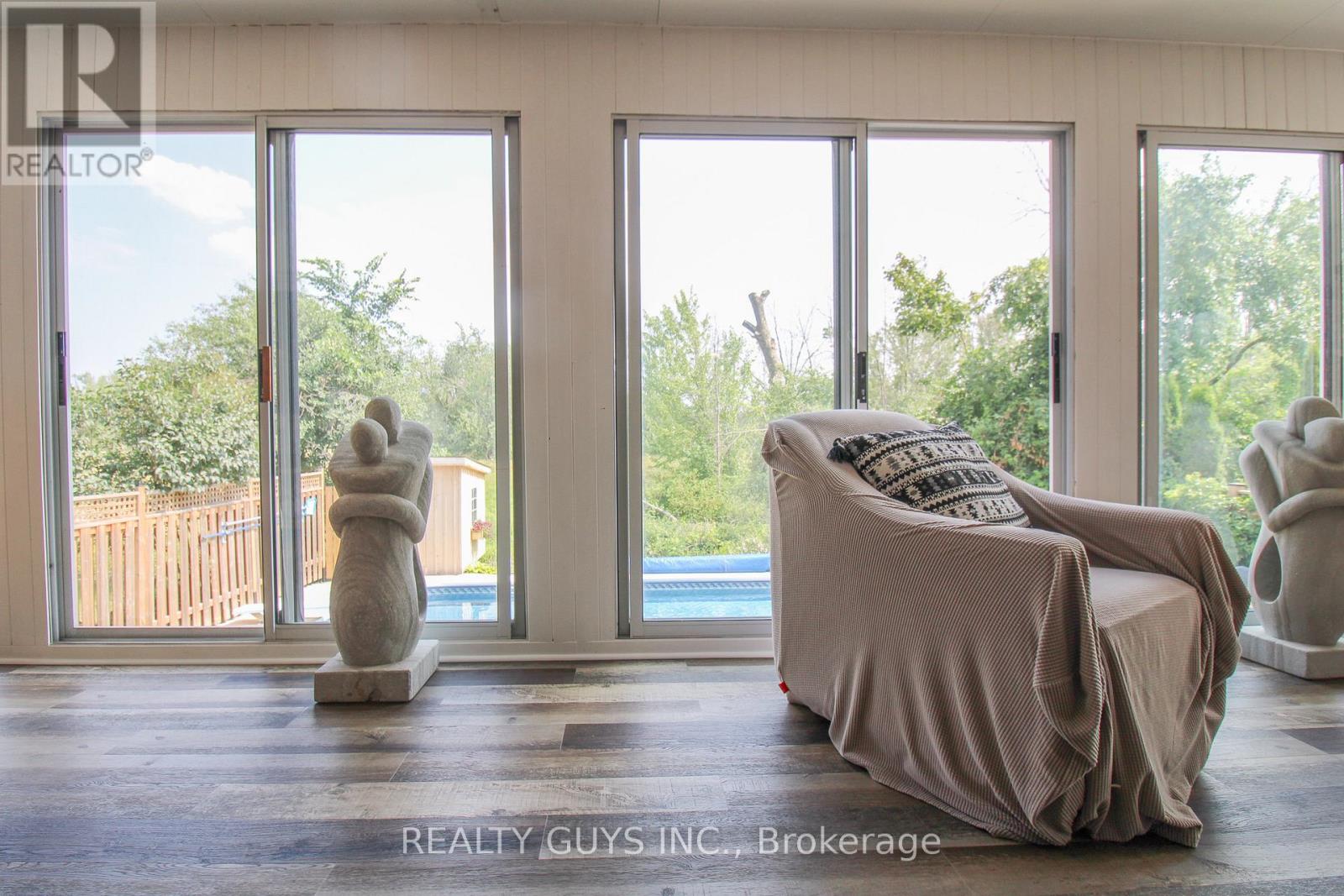 2515 Farmcrest Avenue, Peterborough, Ontario  K9L 1R8 - Photo 28 - X12996306