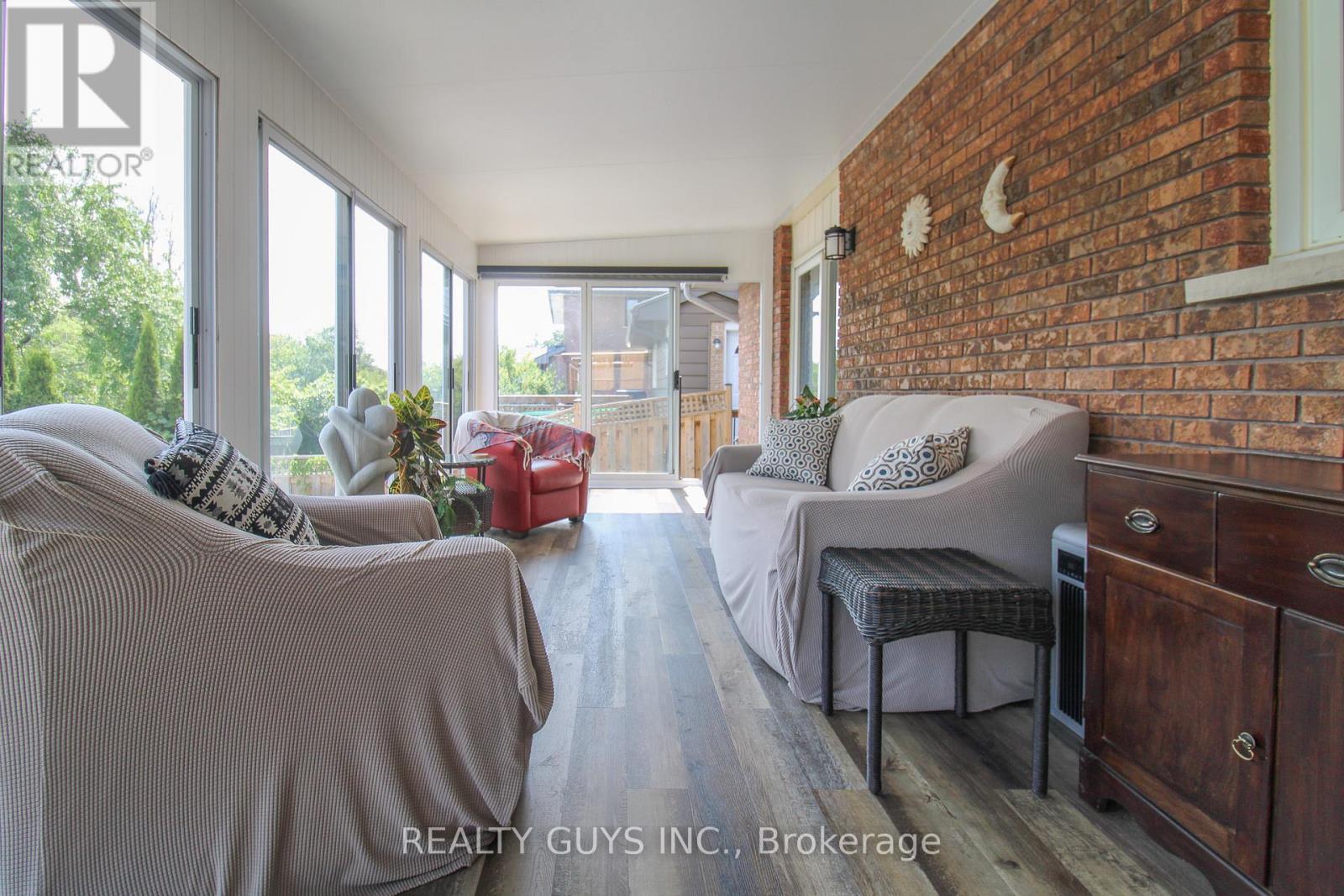 2515 Farmcrest Avenue, Peterborough, Ontario  K9L 1R8 - Photo 29 - X12996306