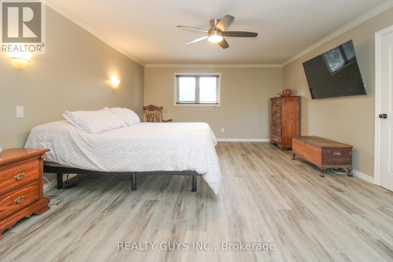 2515 Farmcrest Avenue, Peterborough, Ontario  K9L 1R8 - Photo 37 - X12996306