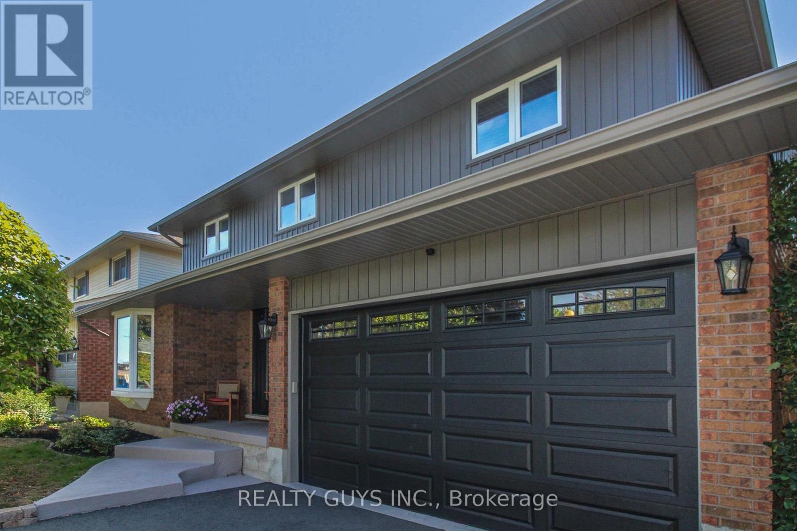 2515 Farmcrest Avenue, Peterborough, Ontario  K9L 1R8 - Photo 4 - X12996306