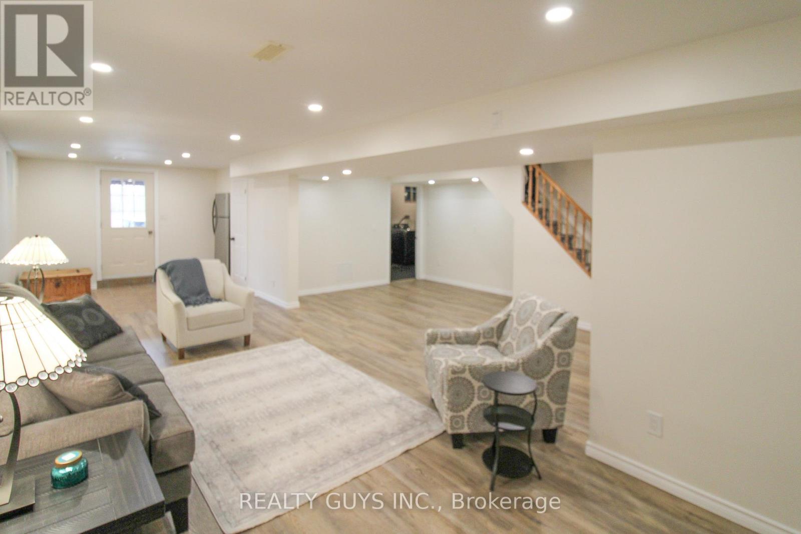 2515 Farmcrest Avenue, Peterborough, Ontario  K9L 1R8 - Photo 47 - X12996306