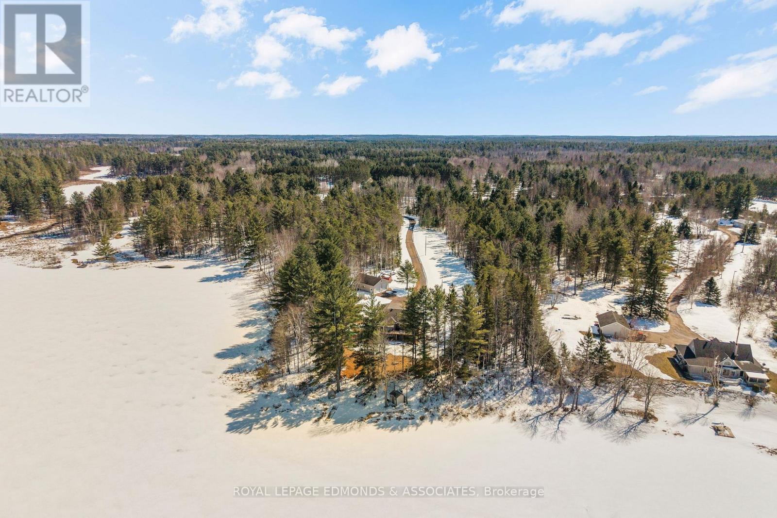 768 Airport Road, Petawawa, Ontario K8A 6W7 - Photo 47 - X12973286
