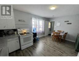 44 Adams Avenue