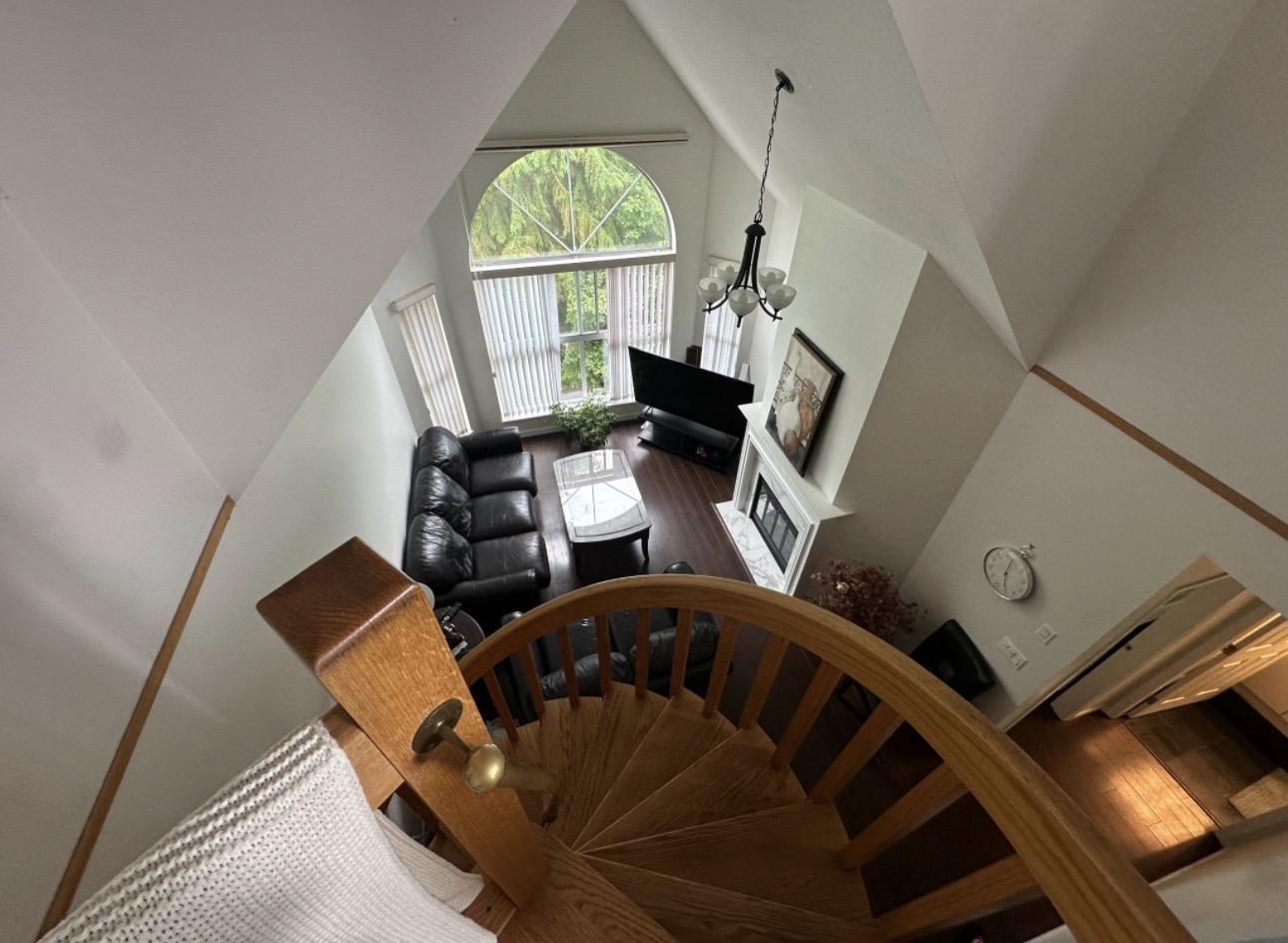 308 7151 121 Street, Surrey, British Columbia V3W 0E7 - Photo 1 - R3111103