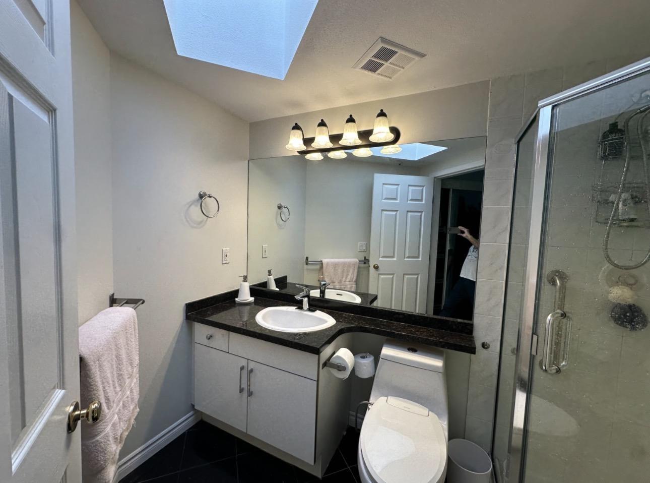 308 7151 121 Street, Surrey, British Columbia V3W 0E7 - Photo 8 - R3111103