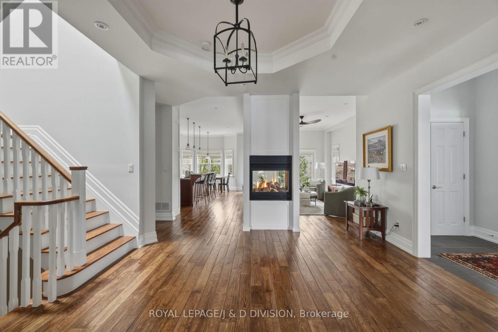 85 Wheeler Avenue, Toronto, Ontario  M4L 3V3 - Photo 7 - E12995890