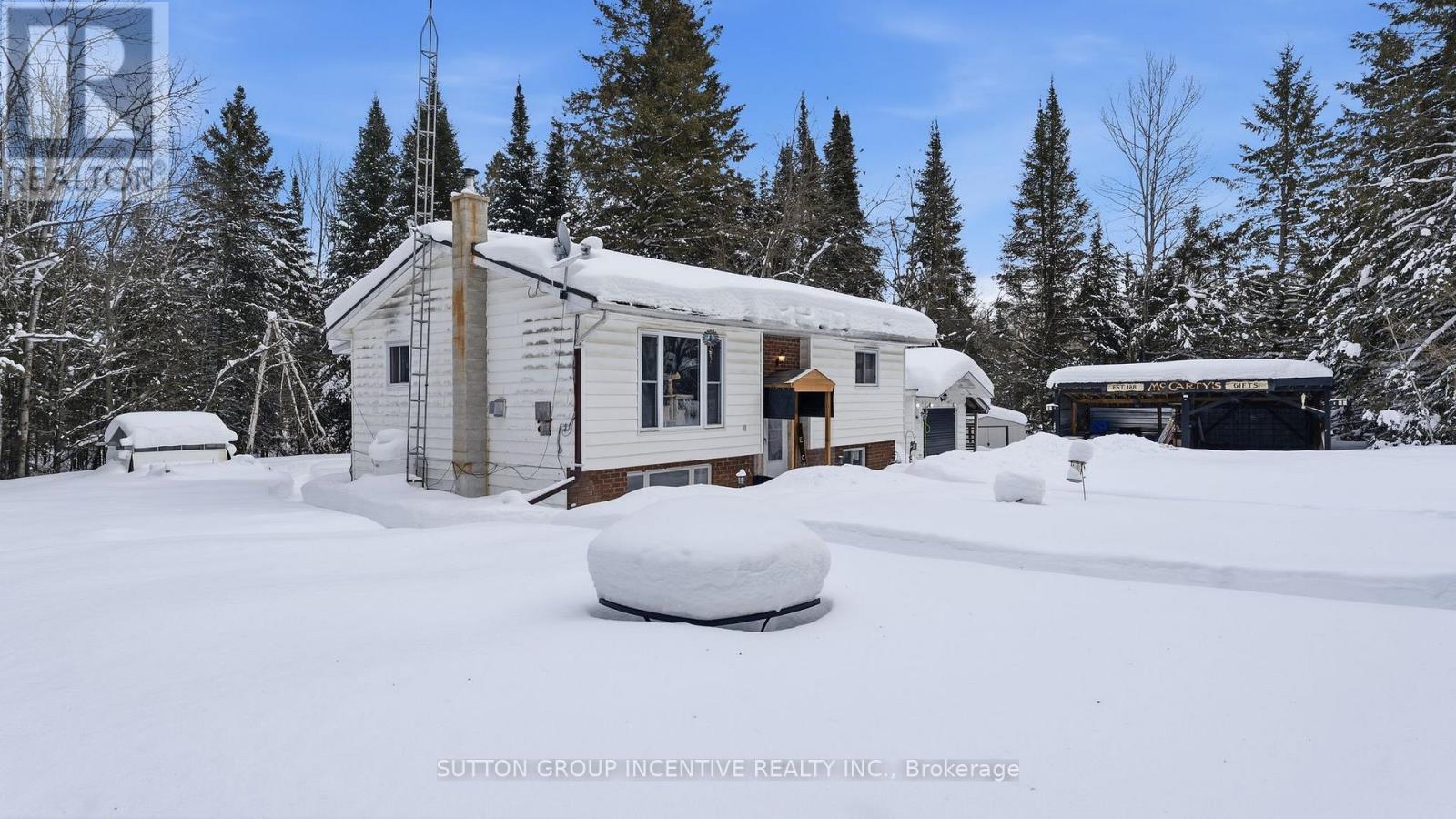 1204 Bacon Road, Minden Hills, Ontario  K0M 2A1 - Photo 5 - X12760580