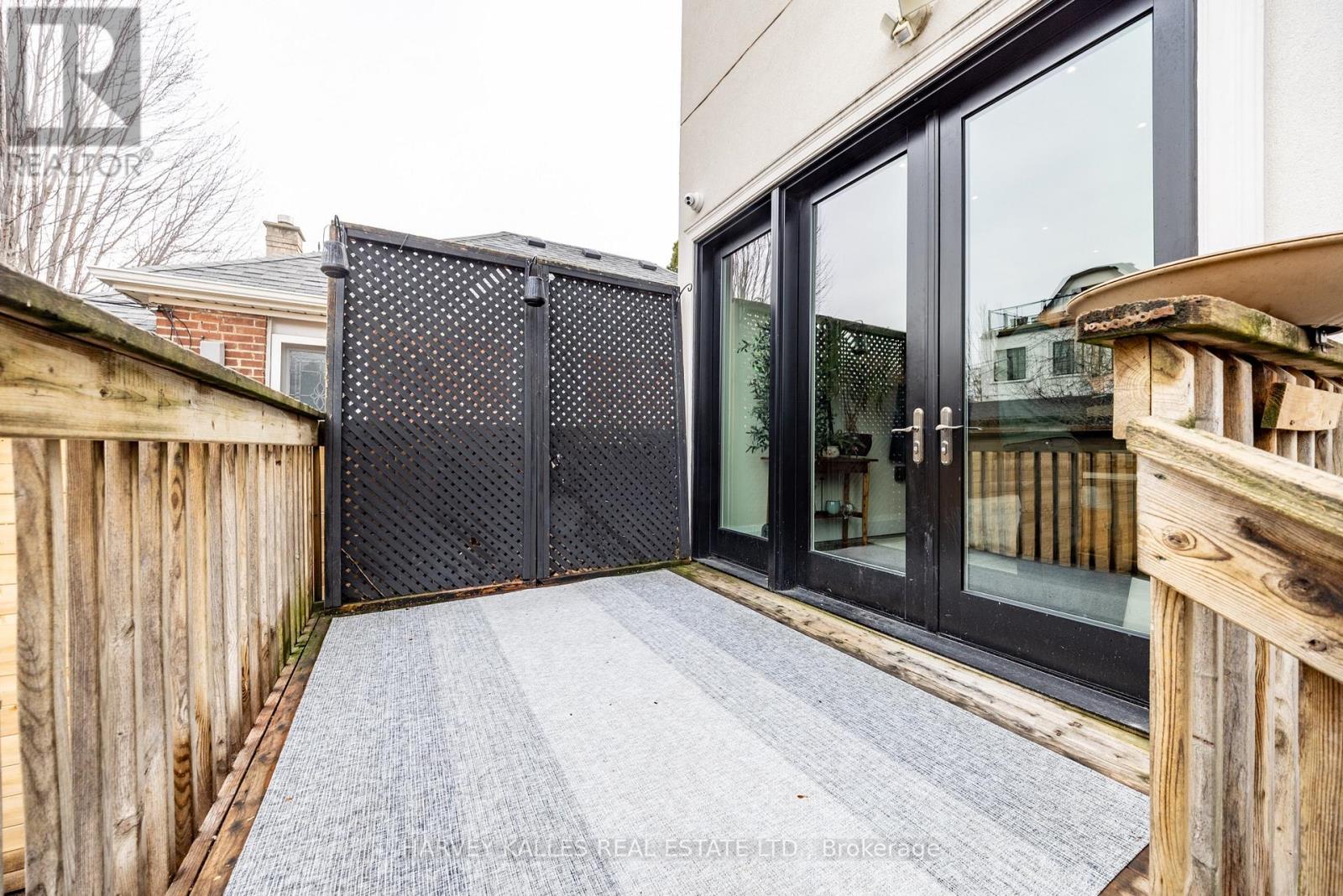 488 Arlington Avenue, Toronto, Ontario  M6C 3A2 - Photo 19 - C12995338