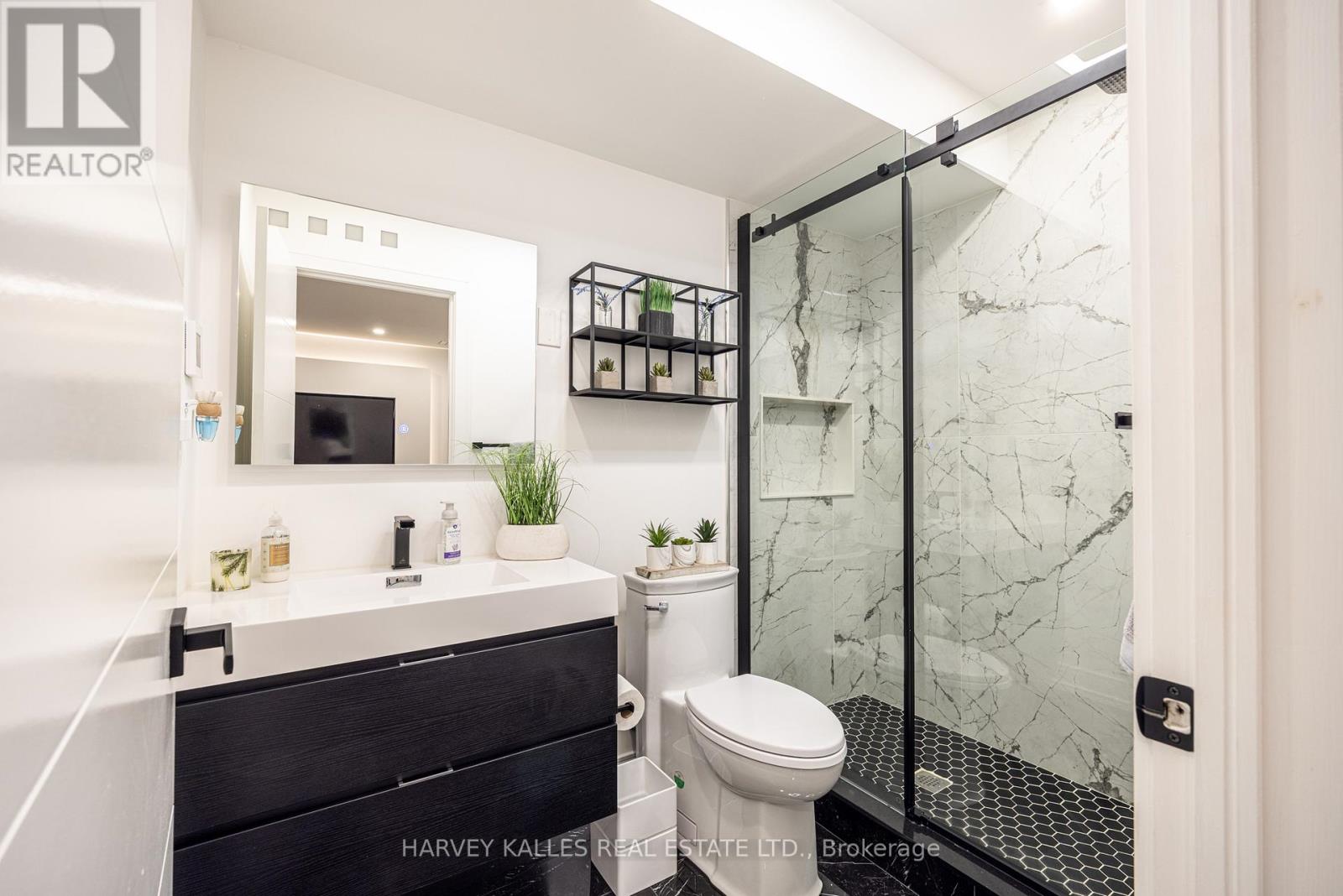 488 Arlington Avenue, Toronto, Ontario  M6C 3A2 - Photo 39 - C12995338