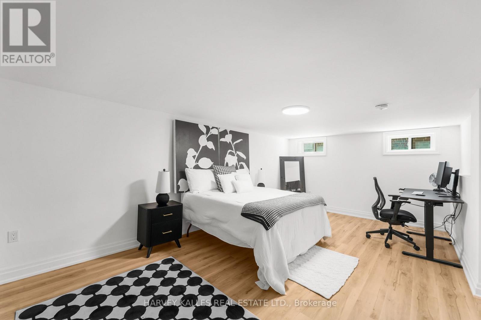 243 Northcliffe Boulevard, Toronto, Ontario  M6E 3K8 - Photo 19 - C12995810