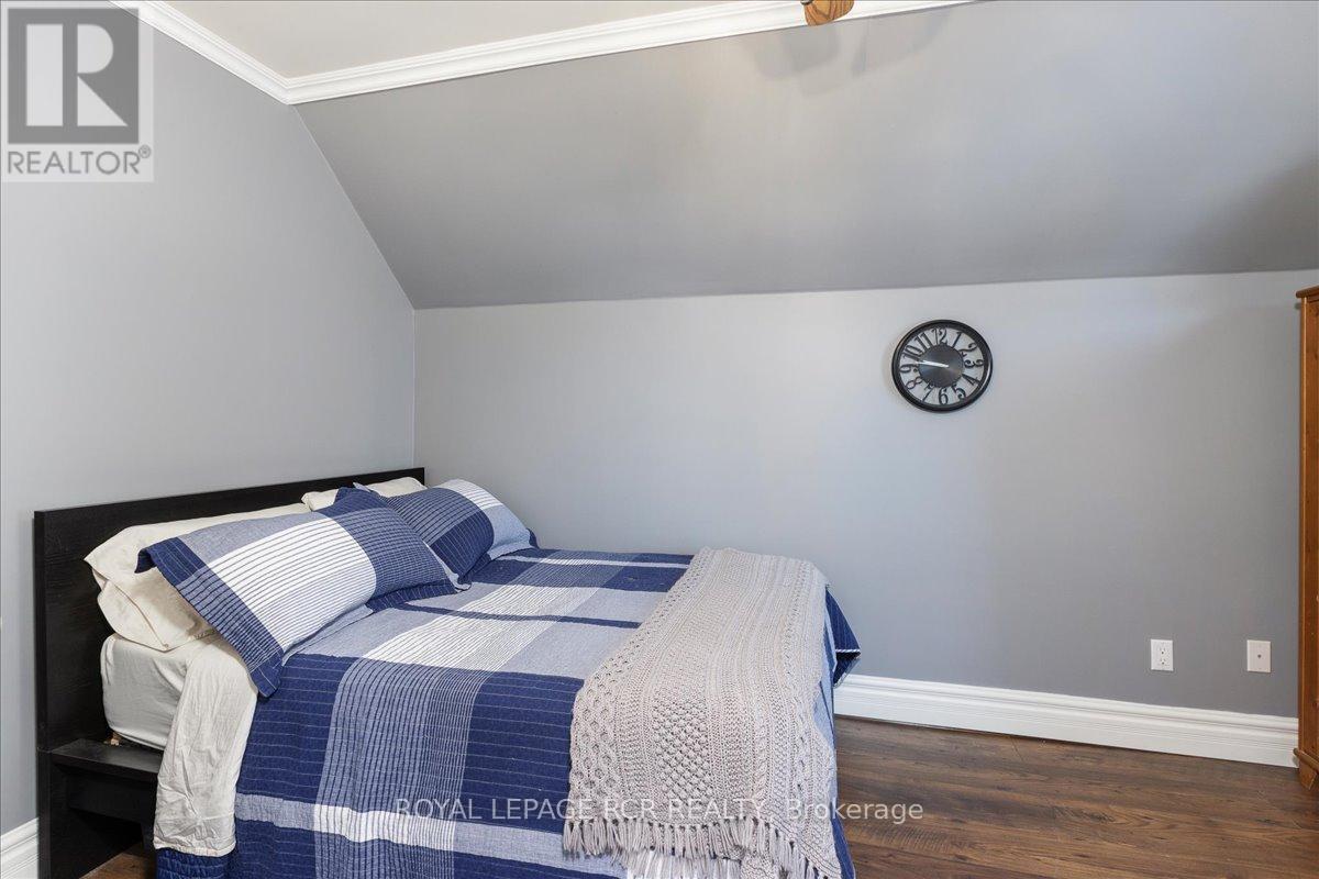 11 King Street, East Gwillimbury, Ontario  L0G 1M0 - Photo 18 - N12849234