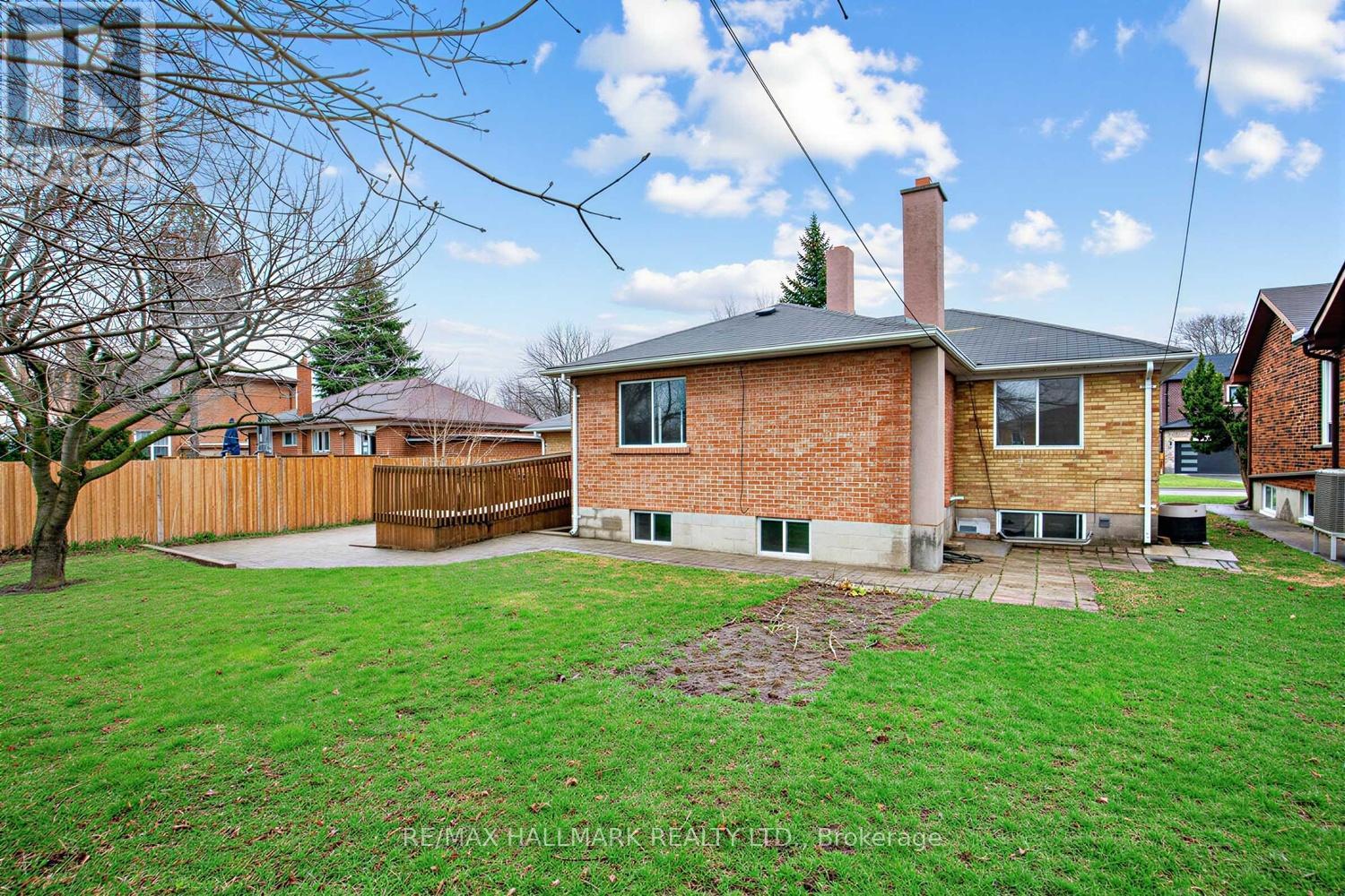 144 Waterloo Avenue, Toronto, Ontario  M3H 3Y8 - Photo 27 - C12996004