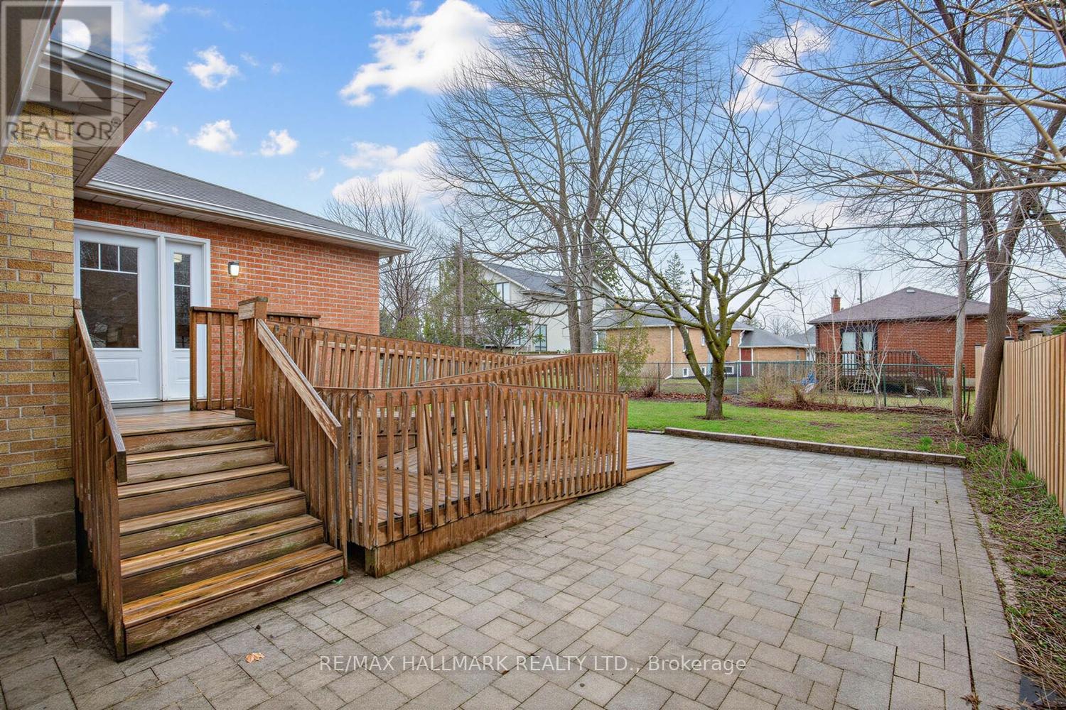 144 Waterloo Avenue, Toronto, Ontario  M3H 3Y8 - Photo 29 - C12996004