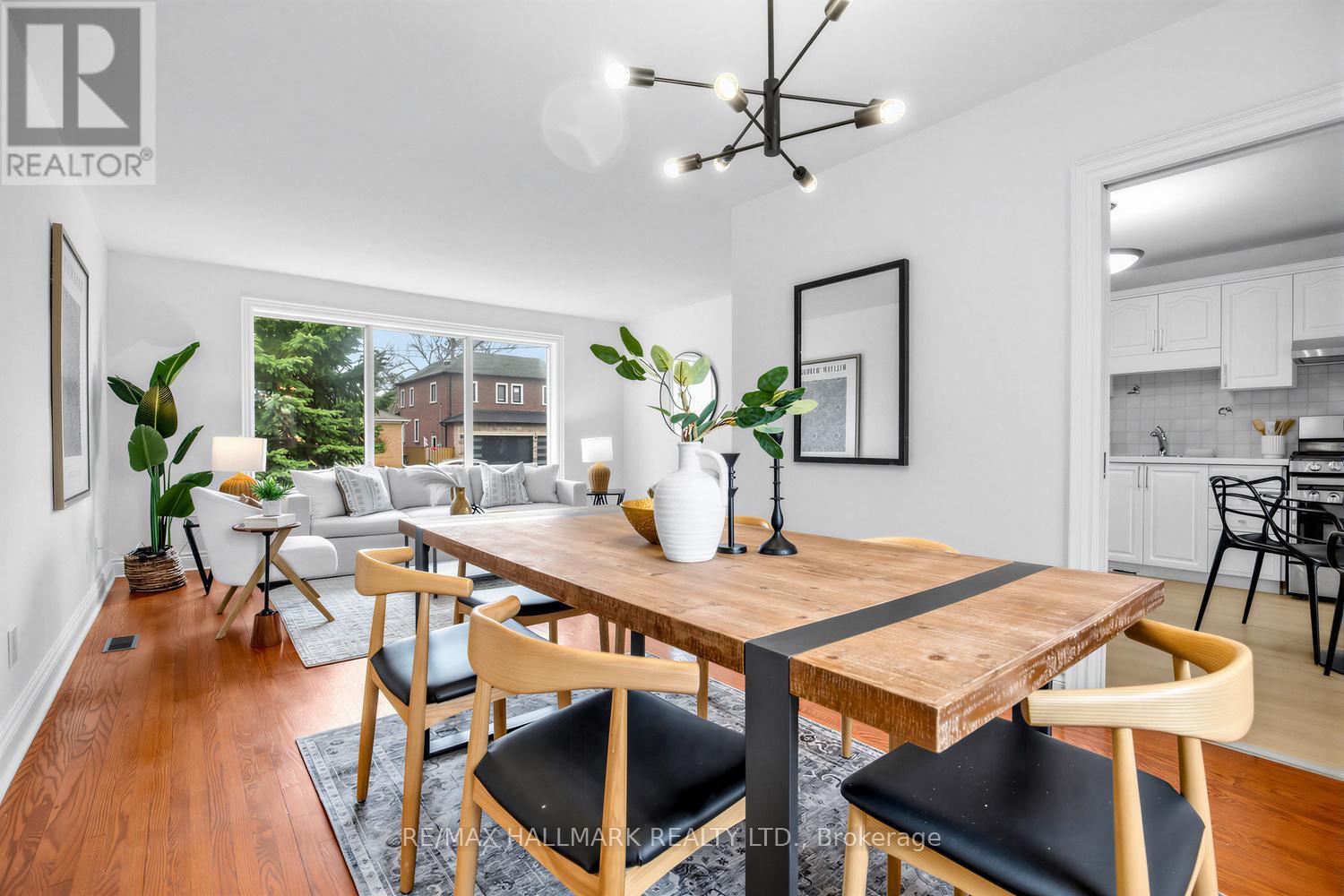 144 Waterloo Avenue, Toronto, Ontario  M3H 3Y8 - Photo 9 - C12996004