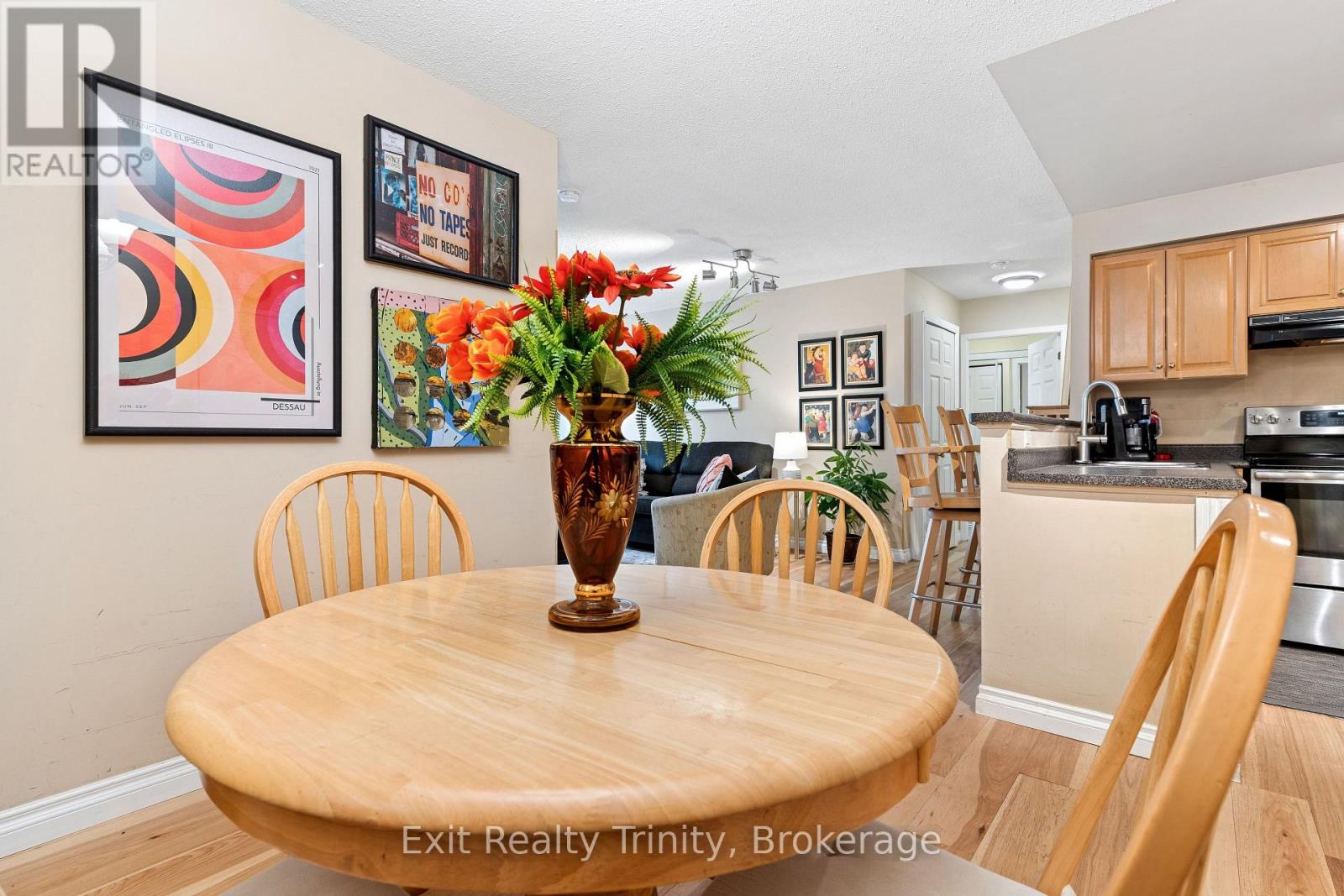 318 - 23 Lorraine Drive E, Toronto, Ontario  M2N 6Z6 - Photo 10 - C12996036