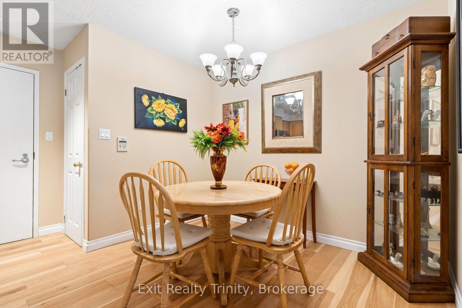 318 - 23 Lorraine Drive E, Toronto, Ontario  M2N 6Z6 - Photo 11 - C12996036