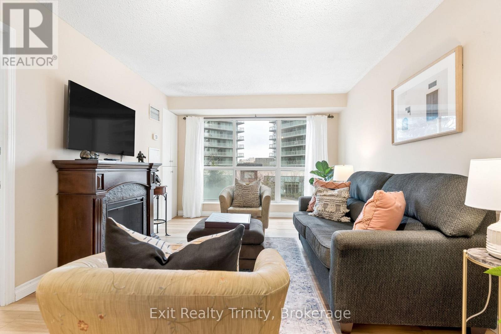 318 - 23 Lorraine Drive E, Toronto, Ontario  M2N 6Z6 - Photo 16 - C12996036