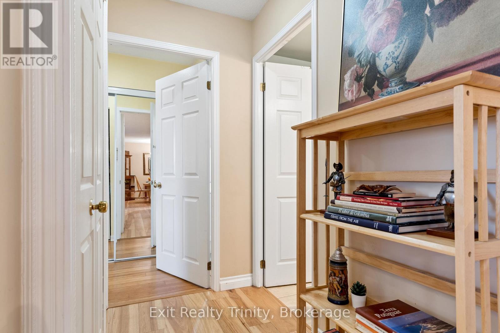 318 - 23 Lorraine Drive E, Toronto, Ontario  M2N 6Z6 - Photo 24 - C12996036