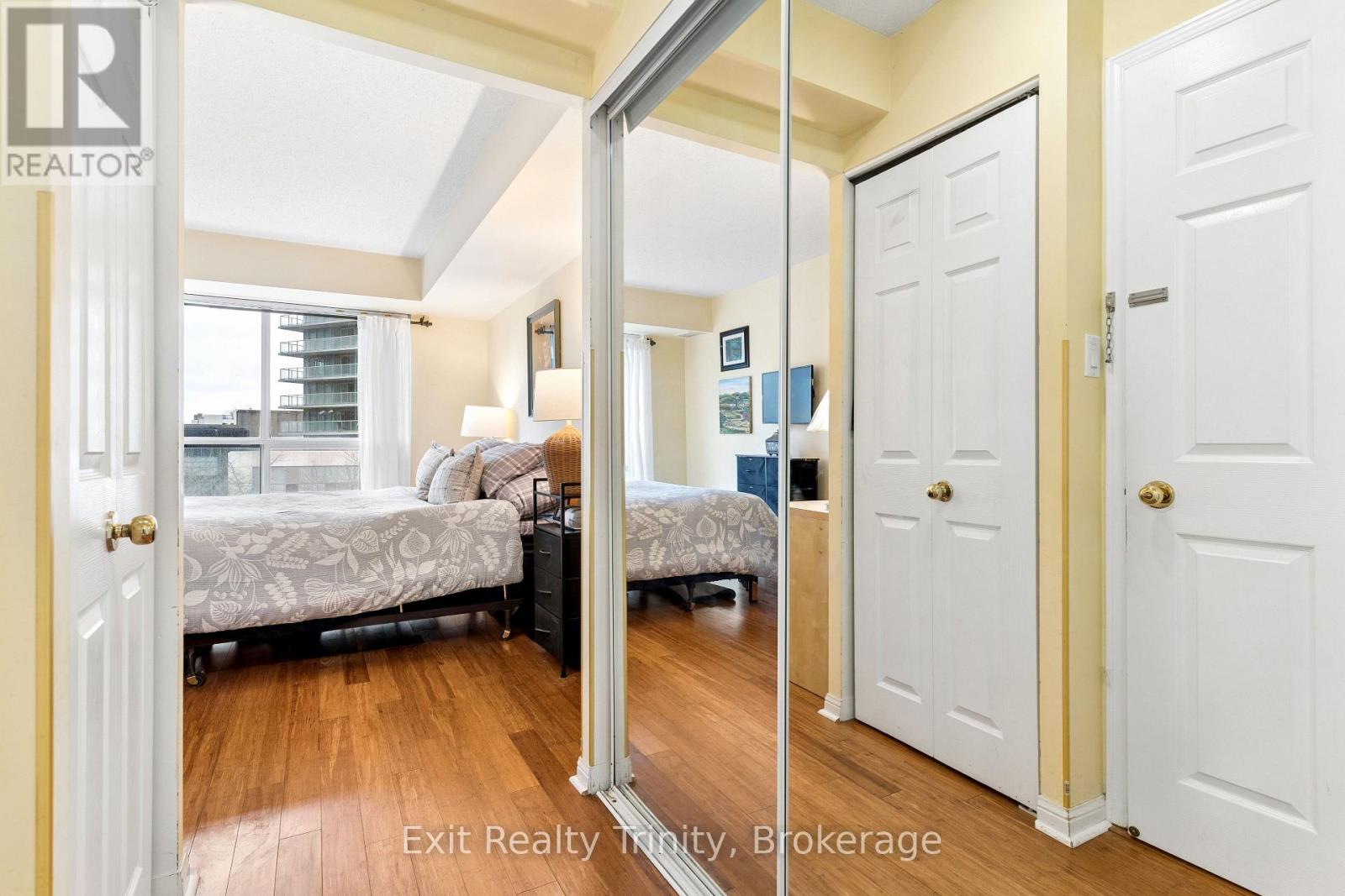 318 - 23 Lorraine Drive E, Toronto, Ontario  M2N 6Z6 - Photo 26 - C12996036