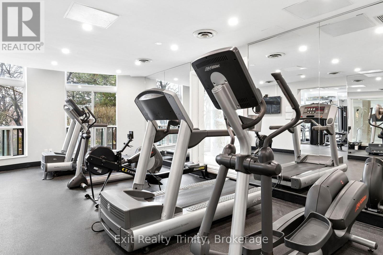 318 - 23 Lorraine Drive E, Toronto, Ontario  M2N 6Z6 - Photo 31 - C12996036