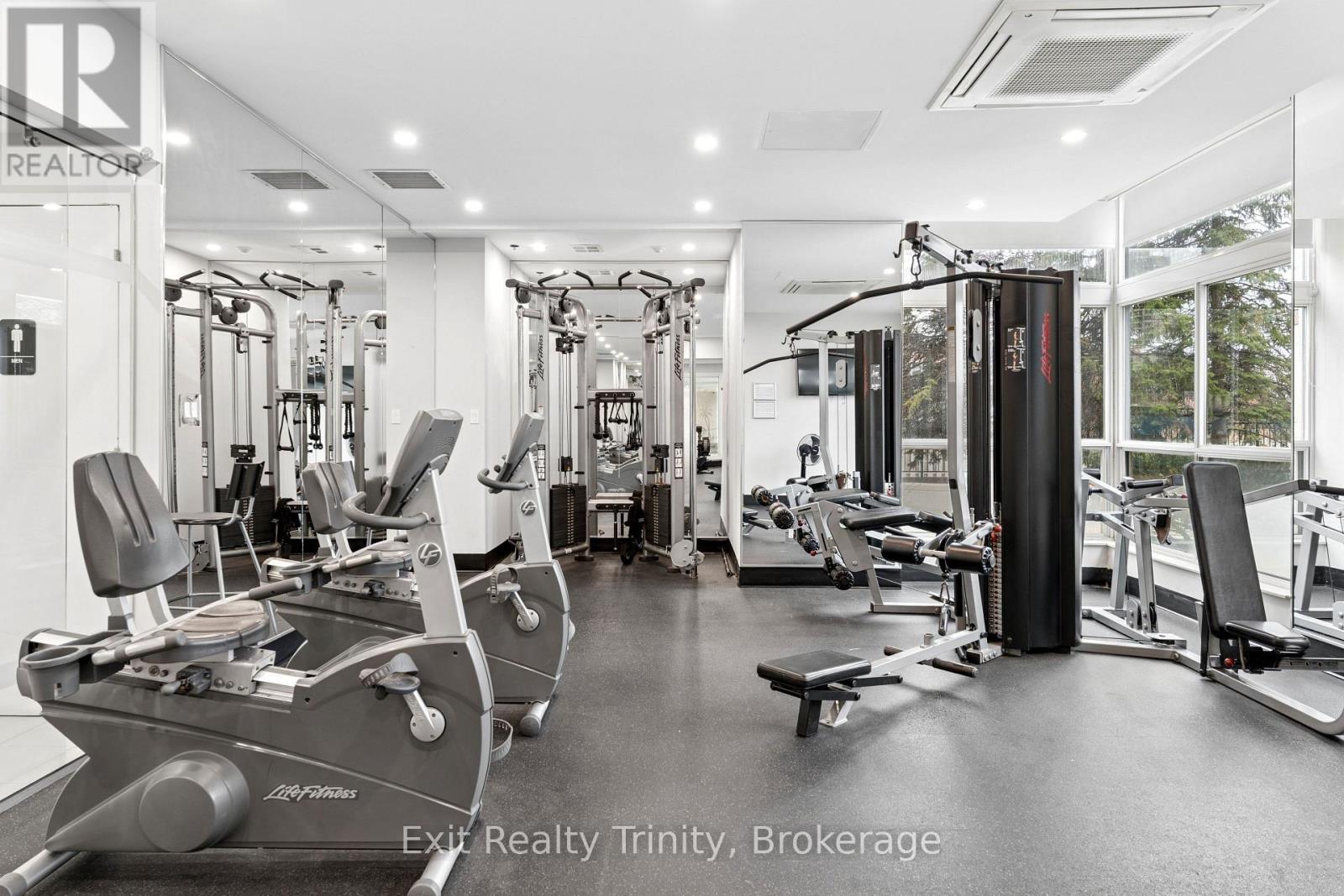 318 - 23 Lorraine Drive E, Toronto, Ontario  M2N 6Z6 - Photo 32 - C12996036