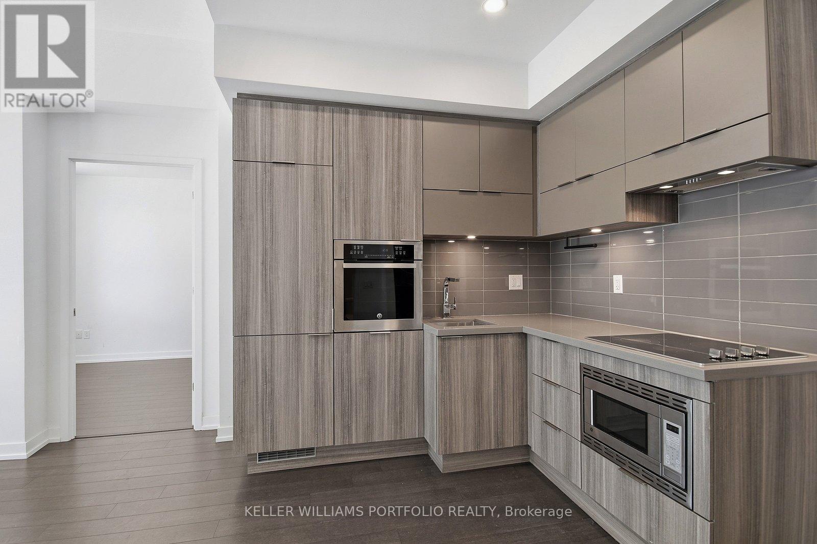 506 - 39 Roehampton Avenue, Toronto, Ontario  M4P 0G1 - Photo 4 - C12996078