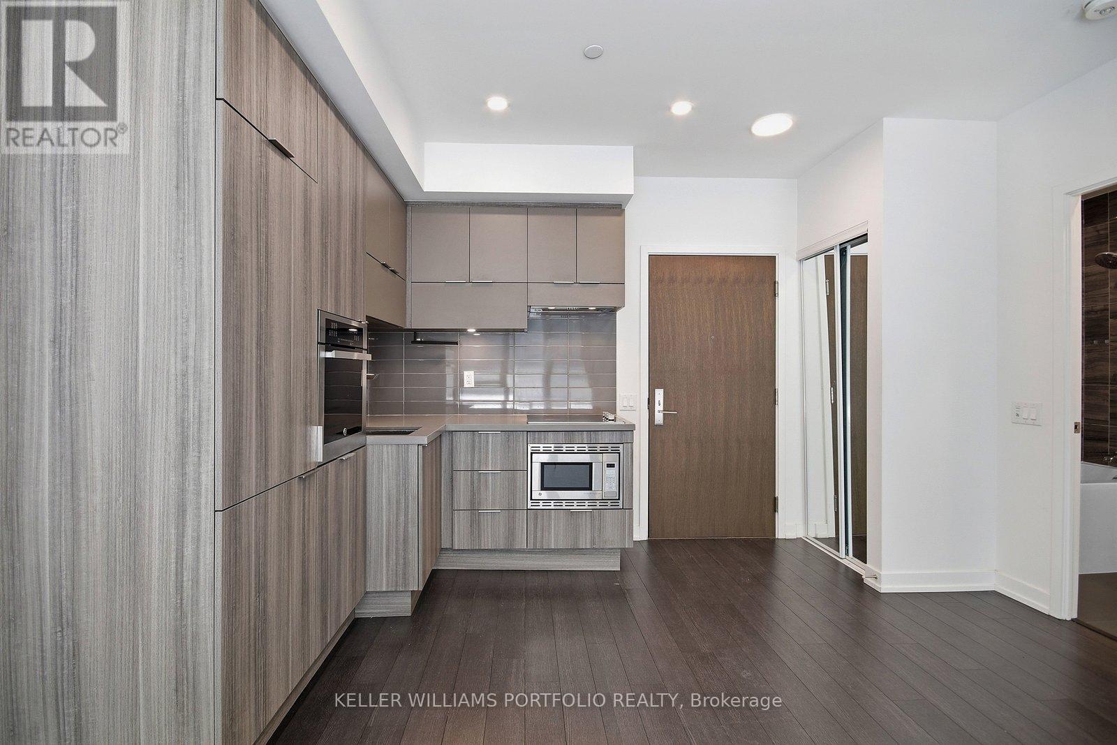 506 - 39 Roehampton Avenue, Toronto, Ontario  M4P 0G1 - Photo 5 - C12996078