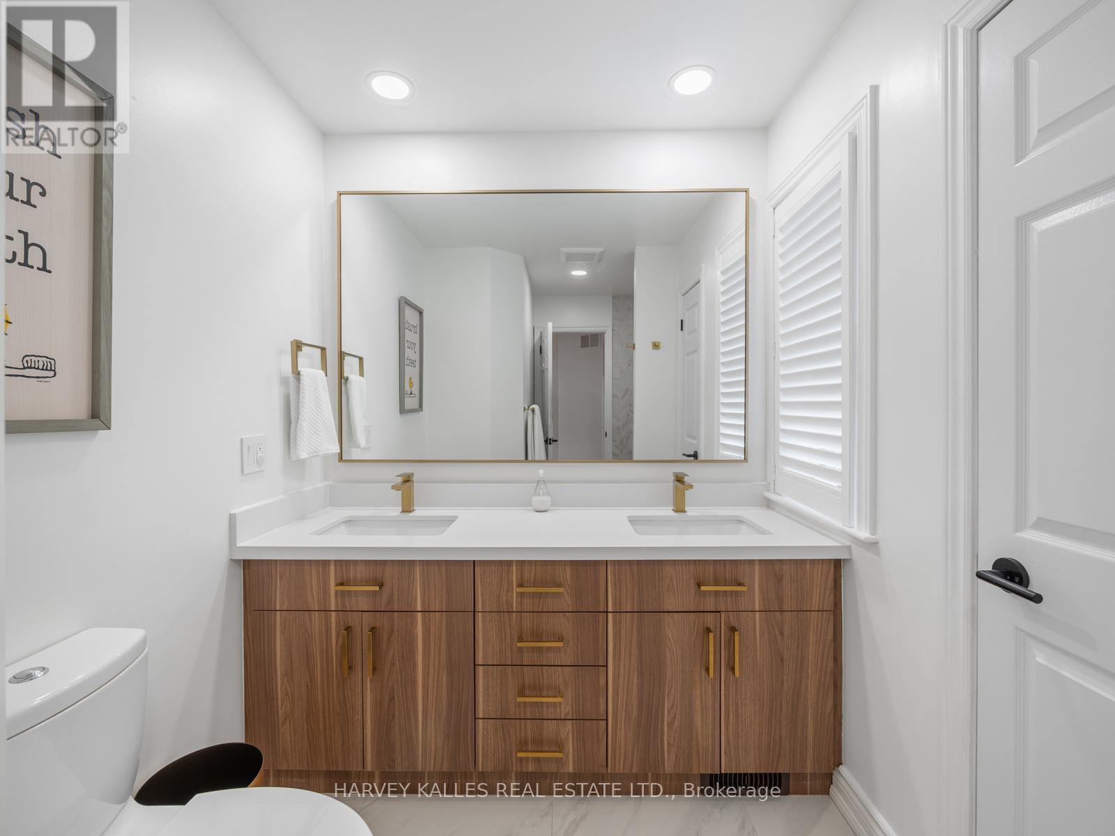 431 Douglas Avenue, Toronto, Ontario  M5M 1H3 - Photo 25 - C12996118